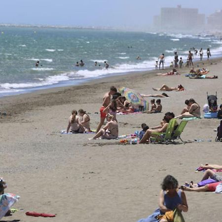 マラガApartamento En Calle Mendoza - Zona Huelin & 300 Mts De La Playaアパートメント エクステリア 写真