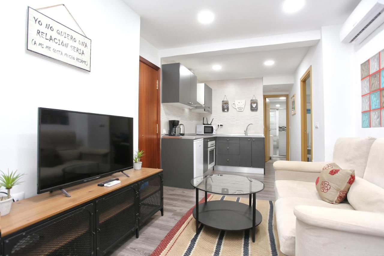 マラガApartamento En Calle Mendoza - Zona Huelin & 300 Mts De La Playaアパートメント エクステリア 写真