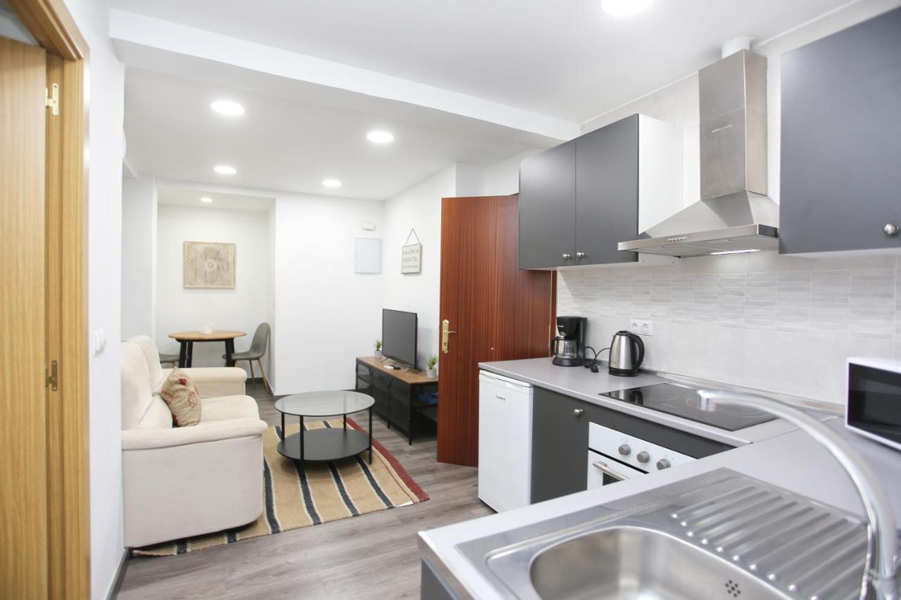 マラガApartamento En Calle Mendoza - Zona Huelin & 300 Mts De La Playaアパートメント エクステリア 写真