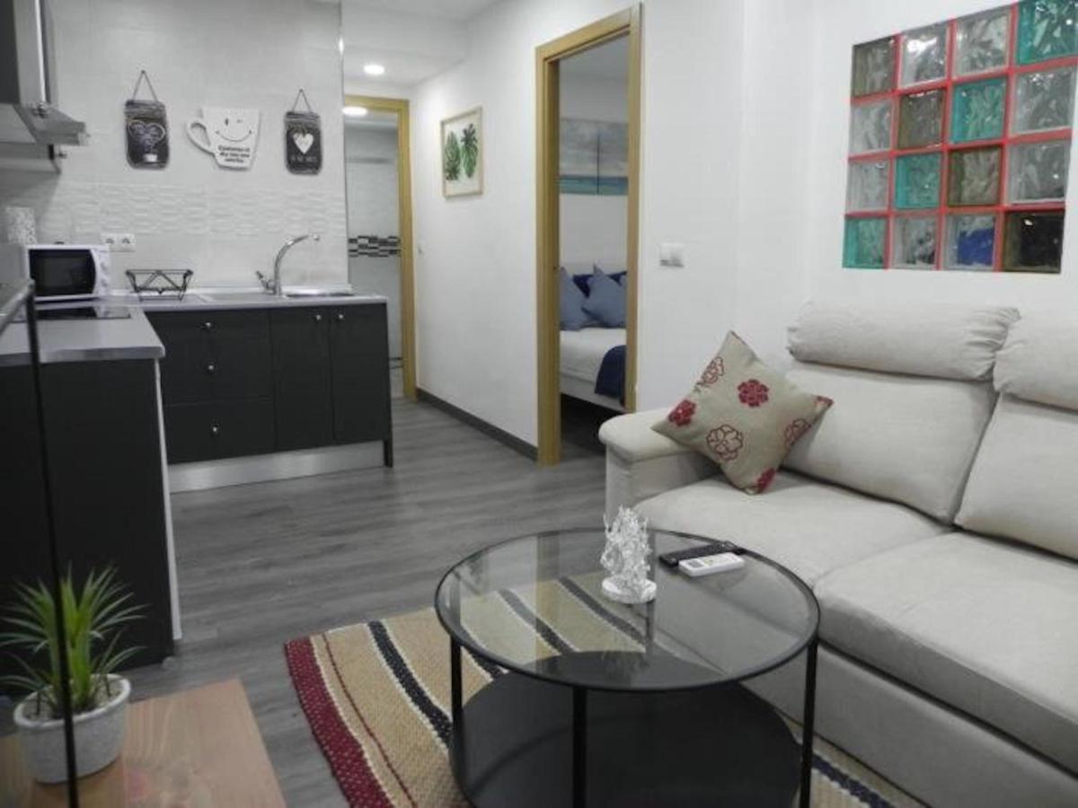 マラガApartamento En Calle Mendoza - Zona Huelin & 300 Mts De La Playaアパートメント エクステリア 写真