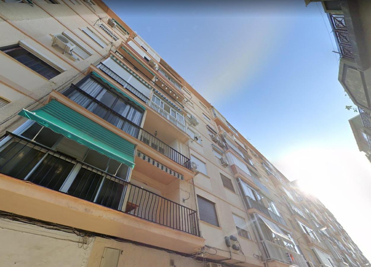 マラガApartamento En Calle Mendoza - Zona Huelin & 300 Mts De La Playaアパートメント エクステリア 写真